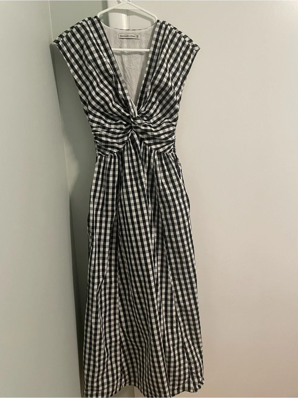 Abercrombie & Fitch Black & White Gingham Twist-Front Midi Dress